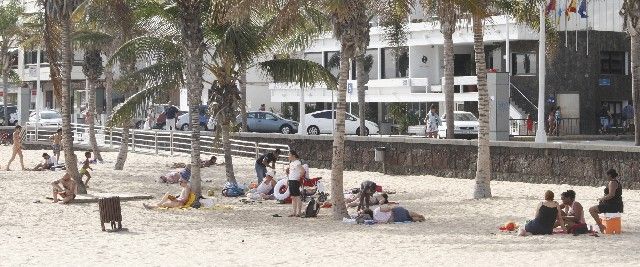 La Aemet extiende también al jueves la alerta amarilla por altas temperaturas en Lanzarote