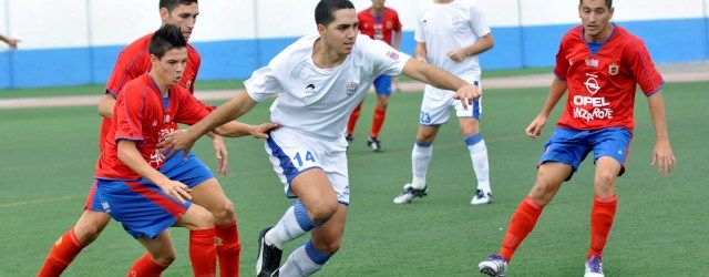 La UD Lanzarote logra ante el Charco del Pino el primer triunfo foráneo (0-2)