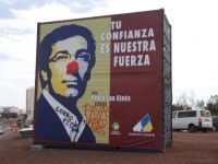 Aparecen pintadas e insultos en los carteles electorales de la isla