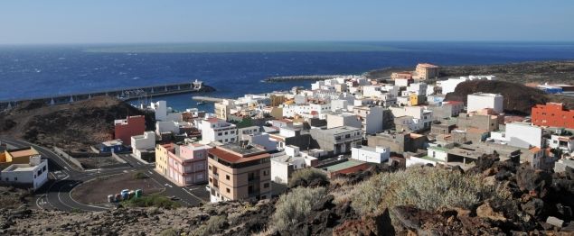 El nivel de riesgo en La Restinga baja a amarillo y el semáforo rojo se mantiene sólo en la zona de exclusión marítima