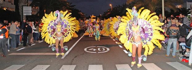 Ritmo y color en el Carnaval de Costa Teguise