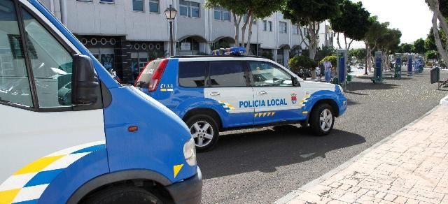 La Policía Local de Arrecife denuncia la escasez de material: "Están más pendientes de estar en los medios que en su Concejalía"