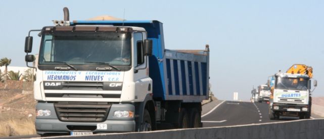 El Gobierno de Canarias  asegura que Fomento no ha tomado aún ninguna decisión sobre el uso del tacógrafo en las islas