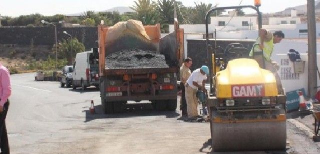 José Luis Betancort vende la empresa Construcciones Torres, dejando varias obras públicas paradas y con un futuro incierto