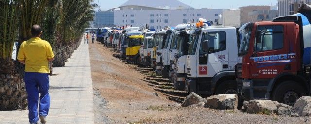 El sector del transporte se movilizará en toda Canarias para denunciar las imposiciones de las administraciones públicas"