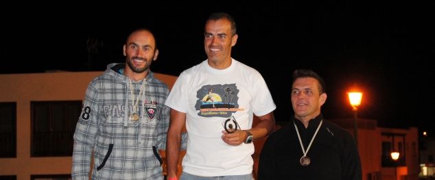 Jacinto Fernández se impone en la categoría reina de la Night Marathon Lanzarote