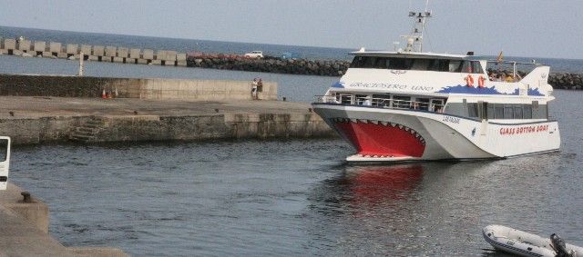 El Gobierno canario convoca la contratación de un servicio de cafetería y venta de souvenirs en el puerto de Órzola