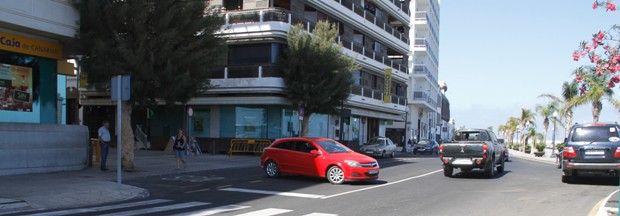 Atropellan a una niña de 9 años en un paso de peatones cerca de la calle Real de Arrecife