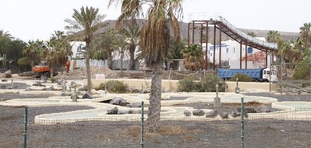 CC cree que el procedimiento para recuperar las zonas verdes ocupadas en Playa Blanca está "viciado" y es sólo un paripé" de la alcaldesa