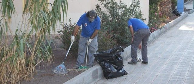 El Ayuntamiento de Arrecife retira 1.750 kilos de basura del barrio de Los Alonso