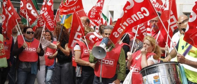 UGT y CCOO llaman a movilizarse en Lanzarote para escenificar la rabia y el descontento de ciudadanos ante los recortes