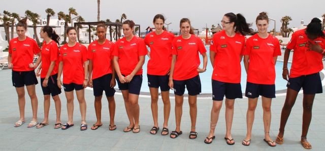 El combinado femenino de España U17 entrena en Lanzarote