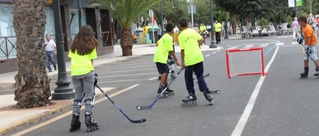 Arrecife se plantea cerrar la avenida marítima al tráfico "al menos una o dos veces al mes"