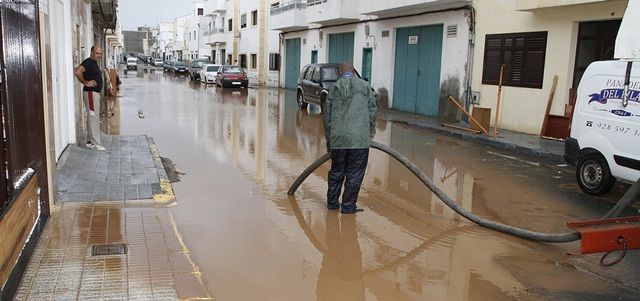 El Cabildo decide asumir la obra de pluviales de Argana que debía ejecutar el Gobierno canario y habilita una partida de 400.000 euros