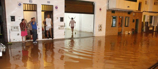 Arrecife pedirá en un pleno la declaración de la ciudad como zona catastrófica por las fuertes inundaciones