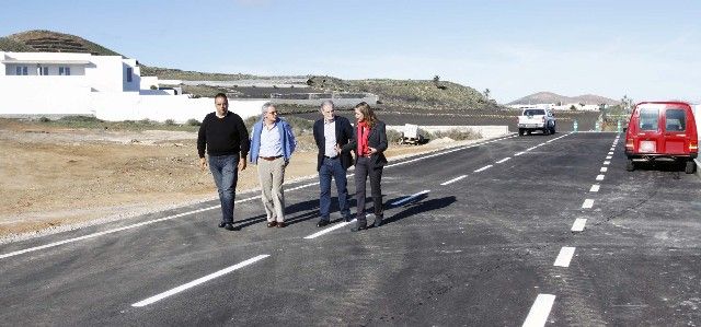 San Bartolomé estrena una nueva calle: estaba contemplada en el planeamiento, pero "aún no existía"