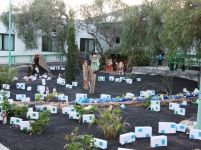 Los alumnos del colegio Alcalde Rafael Cedrés de Tías inauguran su Belén con material reciclado