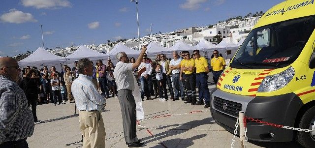 Emerlan estrena ambulancia, material de playa y dos equipos de buceo