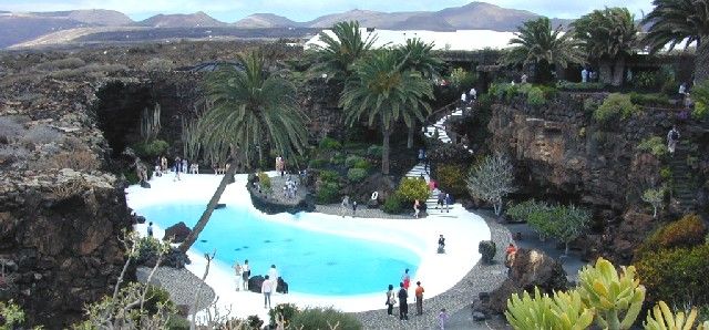 Cuatro guías turísticos de Lanzarote se enfrentan a sanciones de 9.000 euros cada uno por ejercer careciendo de habilitación