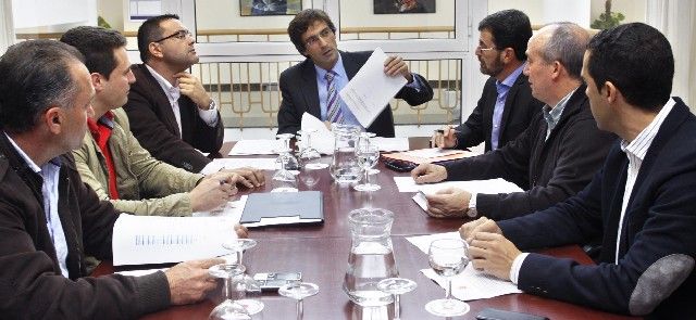 San Ginés apuesta por adjudicar la gestión de Inalsa negociando directamente con las empresas interesadas