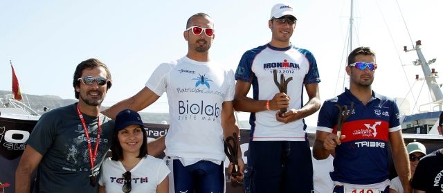 Víctor González gana el Triatlón Cross del Desafío Octava Isla