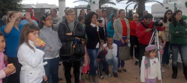 Playa Honda celebra el Día de Andalucía con música, baile y cante