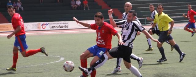 A la UD Lanzarote se le escapó la victoria en los minutos finales (1-1)