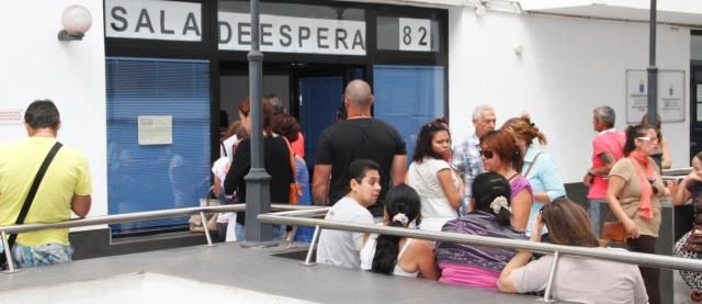 El paro baja en 41 personas en Lanzarote pero aún alcanza los 17.685 desempleados