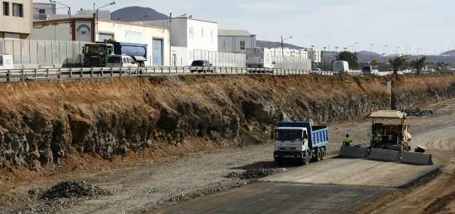 El Cabildo  también pedirá ahora al Gobierno canario que dé seguridad a los taludes de la Circunvalación