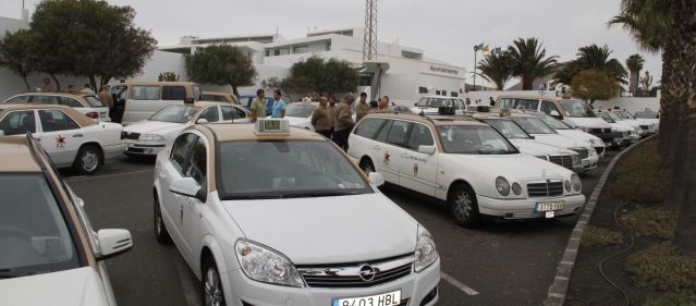 Tías ratificará este jueves su salida de la Mancomunidad del Taxi y critica que "no presta los servicios que debería prestar