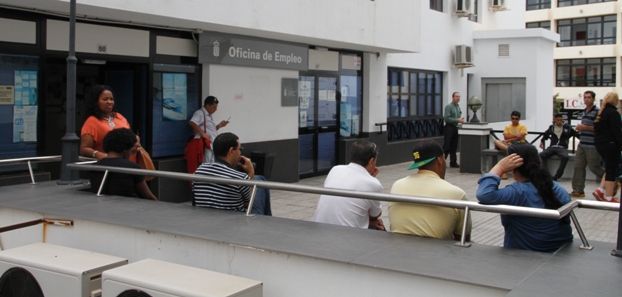 El paro desciende en 382 personas en el mes de julio en Lanzarote