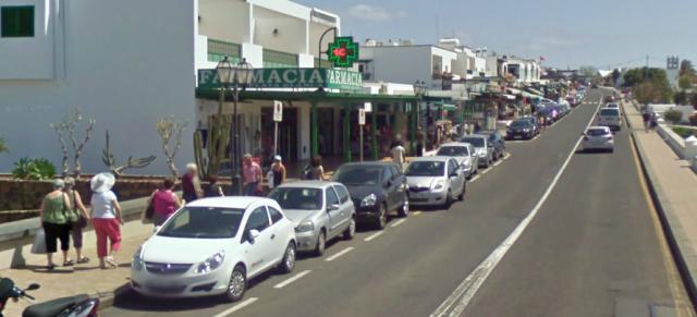 La Asociación de Empresarios y Comerciantes reclama una farmarcia de guardia permanente en Playa Blanca