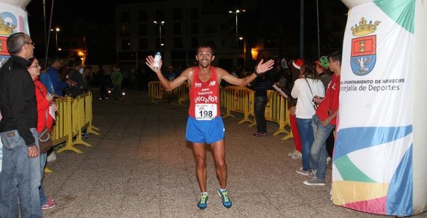 Doblete de José Carlos Hernandez con la victoria en la San Silvestre Ciudad de Arrecife