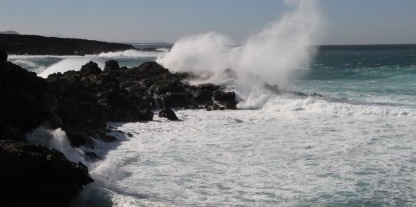 Nuevo aviso amarillo por fenómenos costeros desde el miércoles en Lanzarote