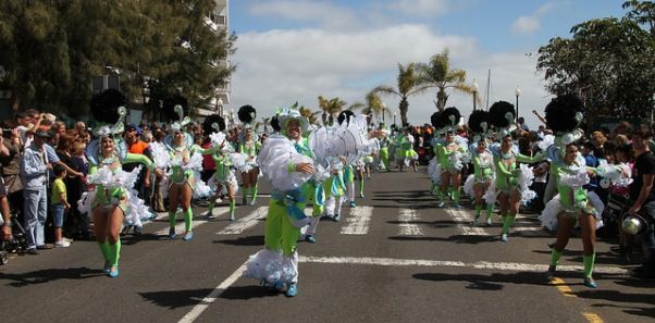 Miles de lanzaroteños disfrutaron con el Carnaval Porteño