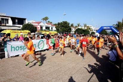 Más de doscientos niños participan en el IronKids 2014