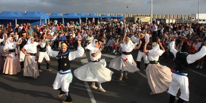 Tías se une a la celebración del Día de Canarias en una gran fiesta en La Tiñosa