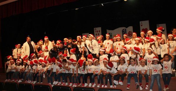 Los Ranchos de Pascuas y el Festival de Danza llenan el Teatro de Tías