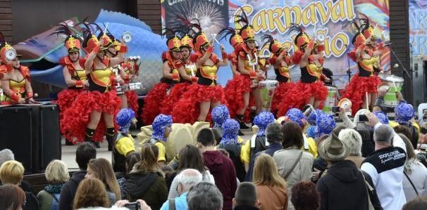 La Woman Batuca da el pistoletazo de salida a los carnavales de Arrecife