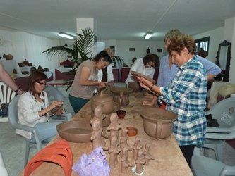 El Mojón acoge los talleres de Cerámica tradidicional