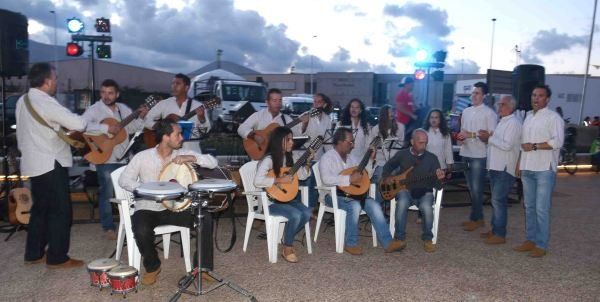 Música, hogueras, chocolatada y Feria Intercultural para festejar San Juan en Playa Honda