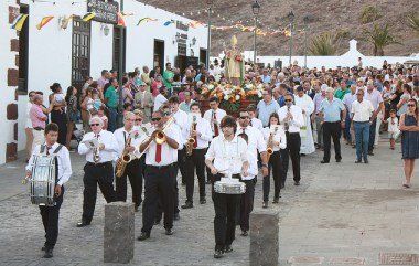 Decenas de lanzaroteños acuden a Femés para homenajear a San Marcial de Rubicón