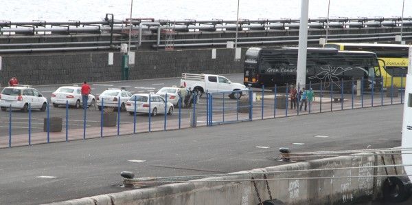 Malestar de los taxistas tras la marcha de los cruceros: Ningún político nos ha dado explicaciones