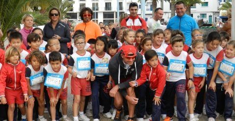 Pasos solidarios en el Charco de San Ginés