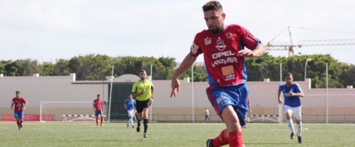 La UD Lanzarote sufre la segunda derrota de la temporada ante el CD Tenerife B (1-0)