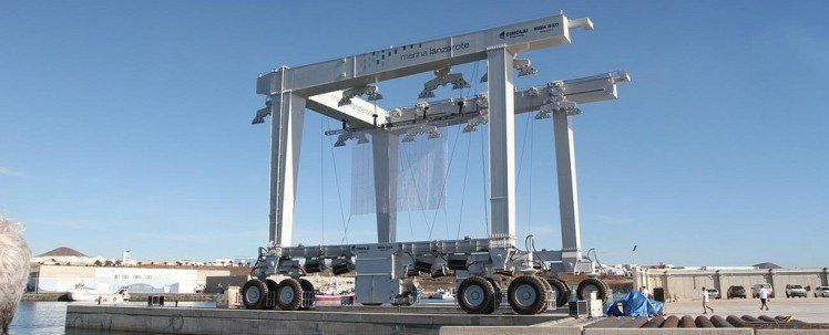 La Cámara arremete contra Puertos por el varadero de megayates en La Luz