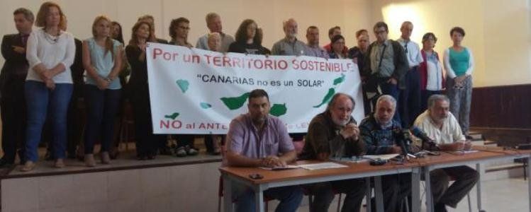 La Plataforma contra la Ley del Suelo se presenta en Lanzarote