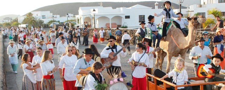 Alegría desbordante en la romería de Yaiza