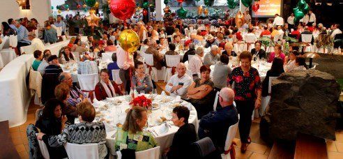 Teguise celebró el tradicional almuerzo navideño para sus mayores