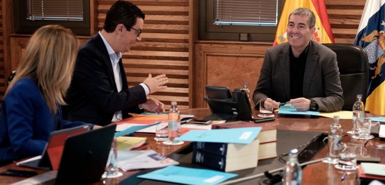 El Gobierno aportará 42.000 euros a Arrecife para que asuma la gestión del centro de mayores